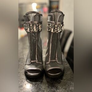 Karl Lagerfeld‎ Paris Blaze Peep Toe Ankle Pumps Silver Mesh Women’s Size 7.5